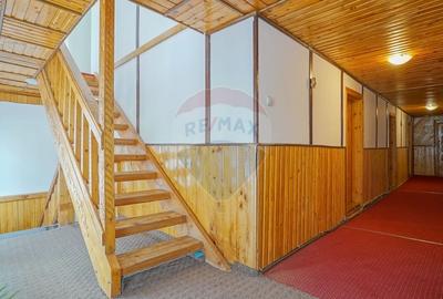 Casă individuală cu 21 camere cu Teren 1137 Mp în Moieciu - 32