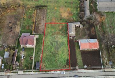 Teren de 1473 mp, în Pădureni - 2