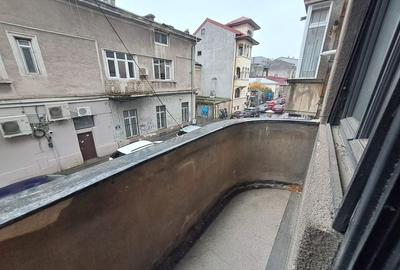 De vânzare: apartament cu 2 camere, pe Calea Dorobanților - 9