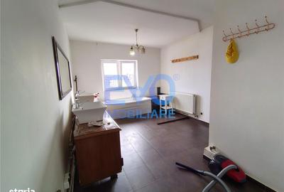 Apartament cu 4 camere semidecomandat în Dacia - 2