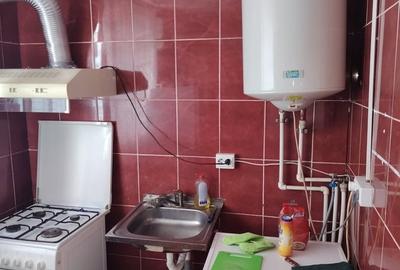 Garsonieră semidecomandată în Eroii Revoluției - 1