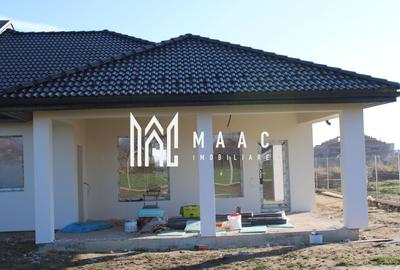 Duplex cu 3 camere cu Canalizare în Cristian - 2