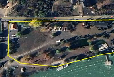 Teren de 10208 mp, în Eșelnița - 6