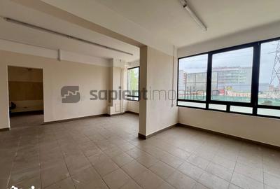 Spațiu comercial, de 64 mp, în Iosia