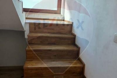 Casă cu 5 camere cu Teren 1192 Mp în Crevedia - 7