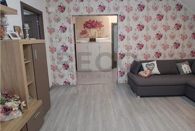Casă cu 6 camere cu Teren 1073 Mp în Sânmartin - 14