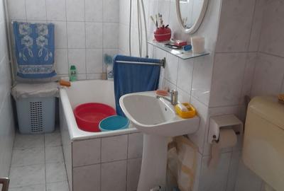 Apartament cu 2 camere nedecomandat în Central