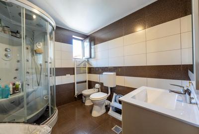 Casă individuală cu 5 camere cu Teren 180 Mp în Central - 10