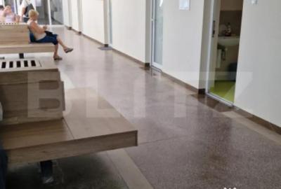 Spațiu comercial, de 27 mp, în Central - 6