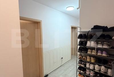 Apartament cu 3 camere decomandat, mobilat în Tractorul - 9