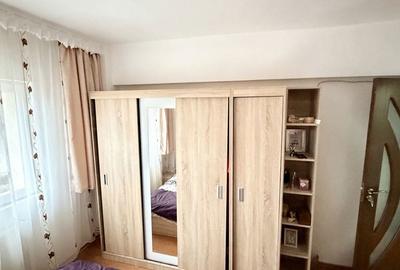 Apartament cu 2 camere decomandat în Central - 3