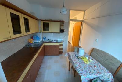 Militari, Uverturii, apart 3 came dec et 3 - 8