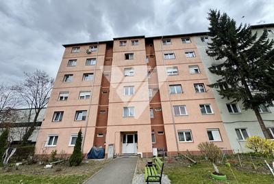 Apartament cu 2 camere nedecomandat, mobilat în Mihai Viteazul