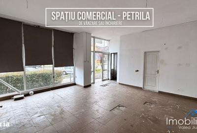 Spațiu comercial, de 43 mp, în Central - 2