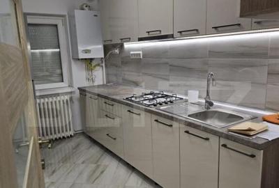 Apartament de inchiriat, cu 3 camere, 77 mp, zona Micro 17 - 4