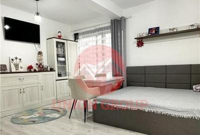 Apartament cu 3 camere semidecomandat, mobilat în Palazu Mare - 16