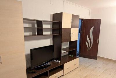 Garsonieră decomandată, mobilată în Vitan Mall - 3