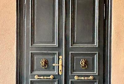 Casă cu 4 camere cu Teren 334 Mp în Central