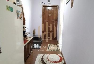 Apartament 2 camere, decomandat etaj 2 ,garaj inclus - 9