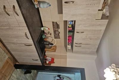 Casă cu 3 camere decomandat în Central - 11