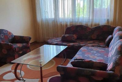Apartament cu 3 camere semidecomandat în Central - 8
