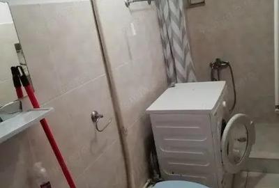 Garsonieră decomandată în Chibrit