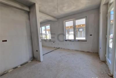 Casă cu 4 camere cu Teren 440 Mp în Central - 8