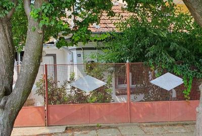 Casă cu 4 camere în Balș - 2