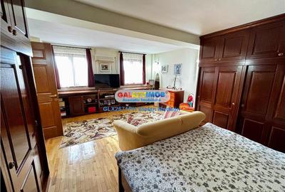 Casă cu 5 camere cu Canalizare în Central - 14