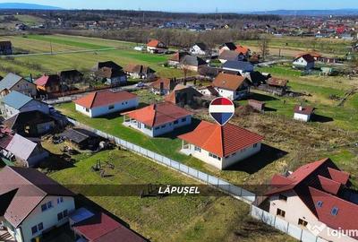 Casă cu 4 camere cu Teren 715 Mp în Lăpuș - 2
