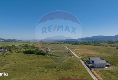 Teren de 900 mp, în Central - 16