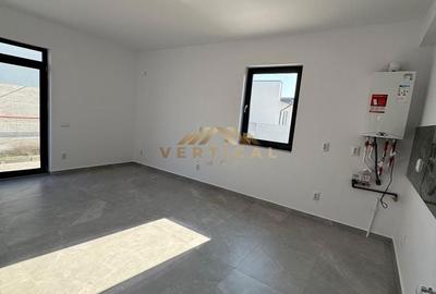 Casă cu 4 camere cu Teren 350 Mp în Berceni