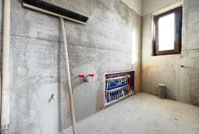 Casa individuala, 410mp teren, 83mp utili+20mp terasa-Sanmihaiu Roman - 2