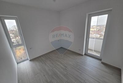Apartament cu 2 camere decomandat în Central - 3