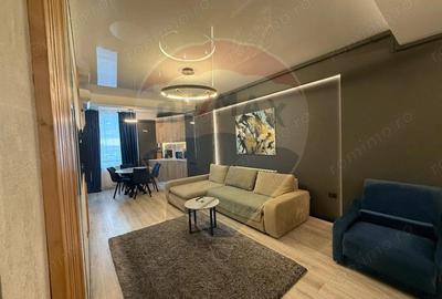 Apartament cu 2 camere semidecomandat în Central