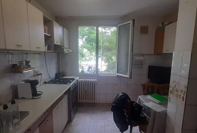 Apartament cu 3 camere decomandat în Drumul Taberei - 7