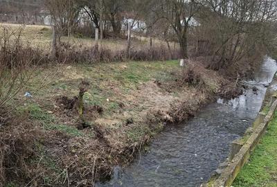 Teren de 3140 mp, în Petriș - 3