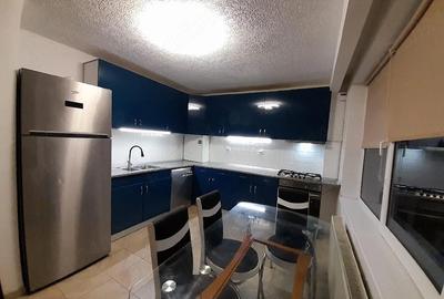 Apartament cu 4 camere decomandat în Central - 3