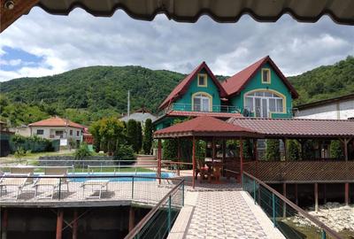 Casă cu 5 camere cu Teren 604 Mp în Dubova - 5