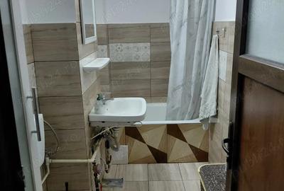 Inchiriez apartament - 2