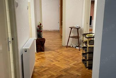 De inchiriat apartament cu 3 camere in Calea Girocului - 5