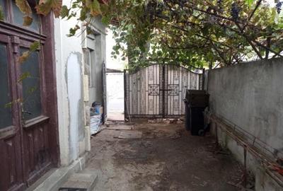 Casa -Metrou Eroii Revolutiei - 1