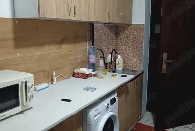 Garsonieră decomandată în Iris