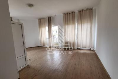 Locatie pentru muncitori,30 de camere cu baie proprie,pana la 100 pers