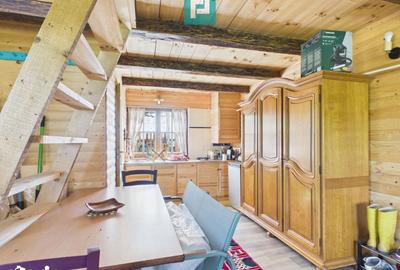 Casă cu 3 camere cu Teren 2000 Mp în Central - 2