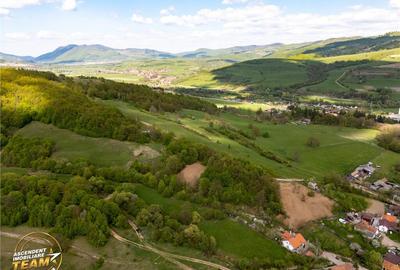 FILM! Teren extravilan cu priveliste deosebita, 11.306 mp, M - 9