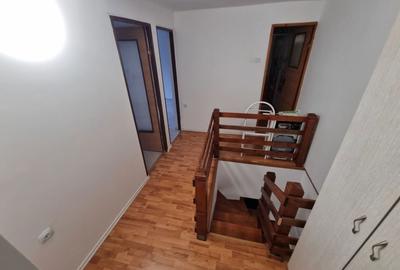 Casă cu 4 camere în Central - 1