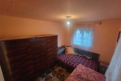 Casă cu 3 camere semidecomandat în Dumbrava - 5