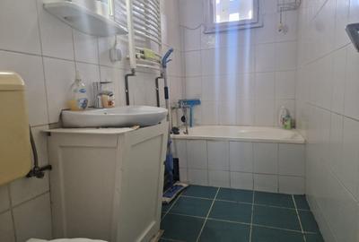 Apartament 2 camere, 40 mp, zona Decebal - 8