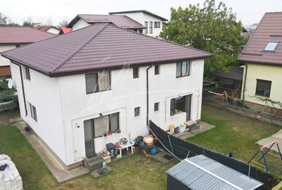 Stil, confort si liniste - casa perfecta pentru familia ta - 18